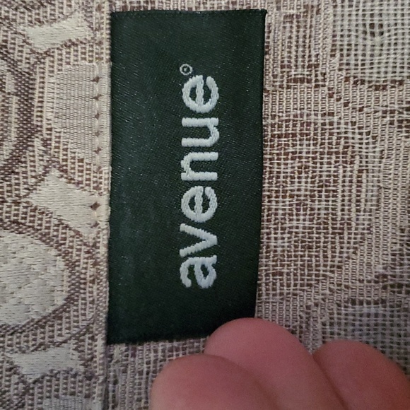 Avenue brocade jacket - Picture 4 of 17